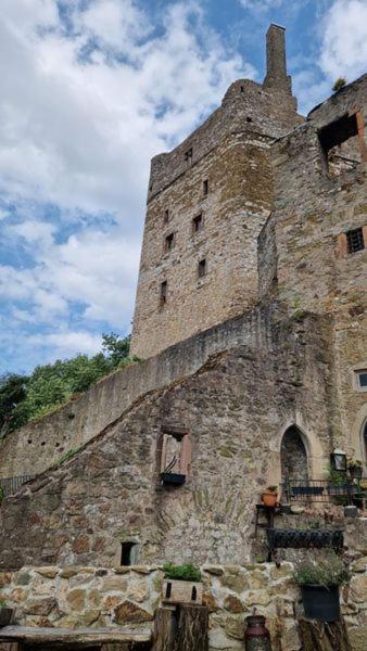 Burg Hermannstein - Monks Room Wetzlar Buitenkant foto